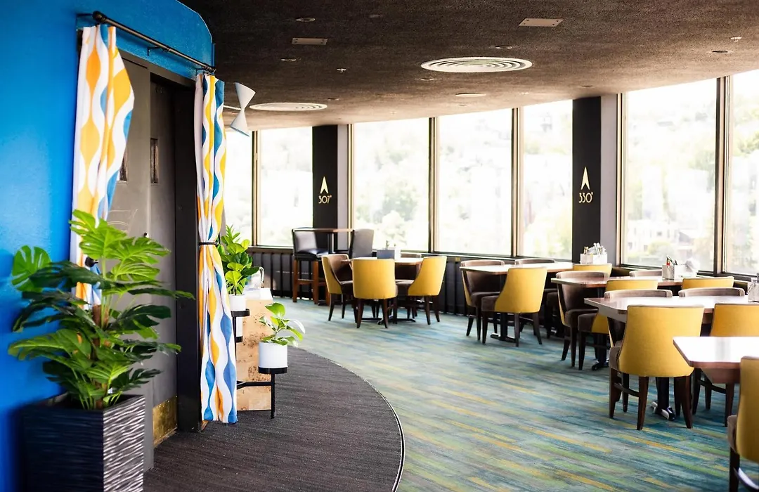 Radisson Hotel Duluth-Harborview-1